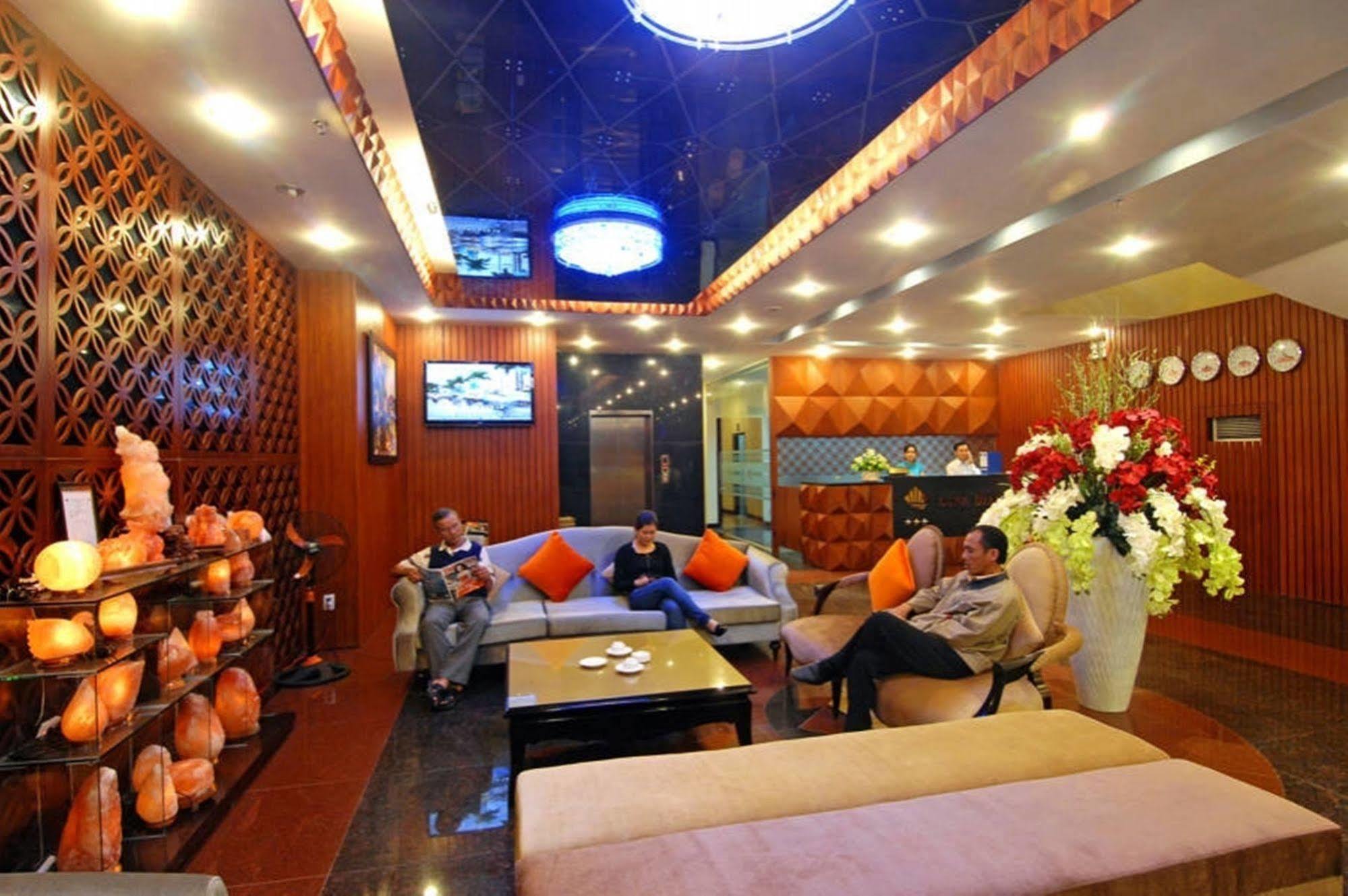 Luna Diamond Hotel Da Nang Exterior foto